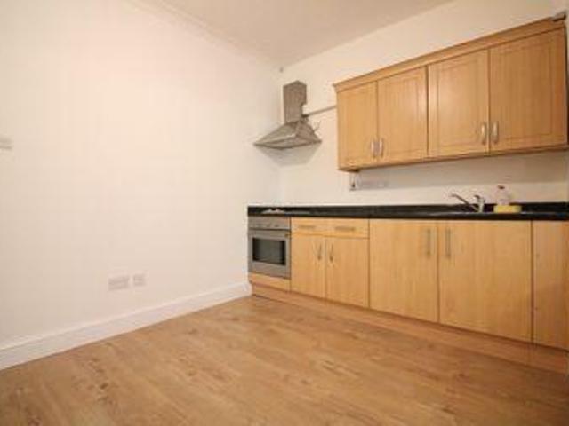 House for rent in Row Town, Surrey