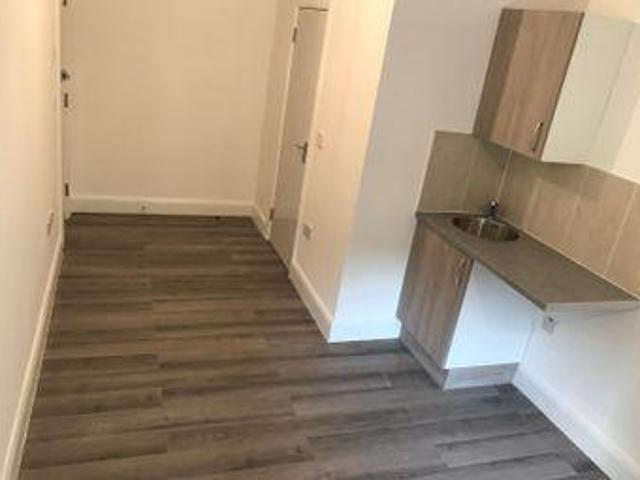 House for rent in Lyons, Greater London