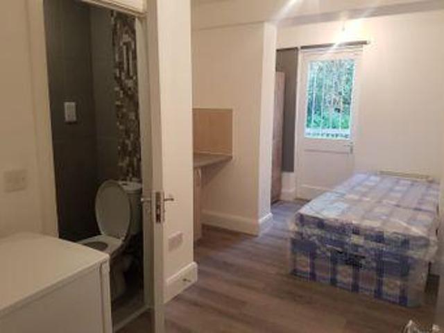 House for rent in Lyons, Greater London
