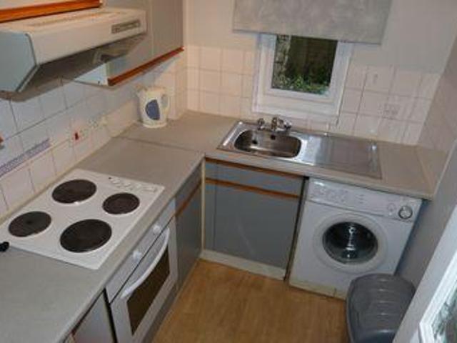 House for rent in Pachesham Park, Surrey