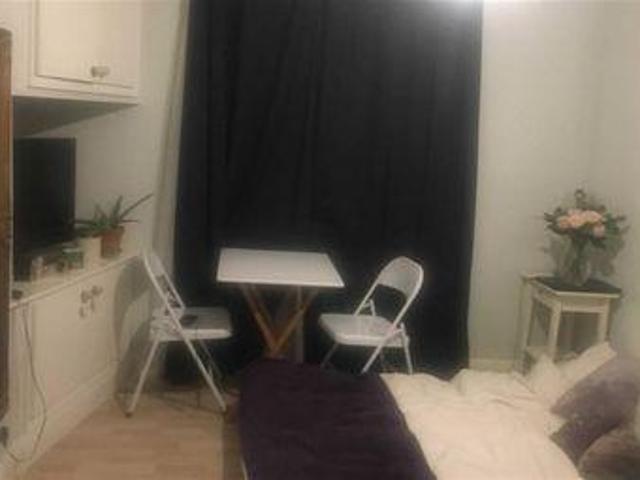 House for rent in Twickenham, Greater London