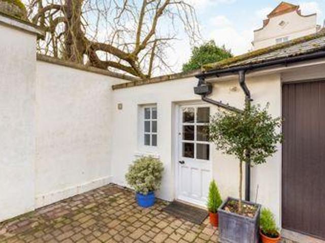 House for rent in Fole, Surrey