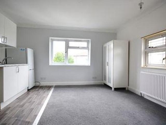 House for rent in Blackhills, Surrey
