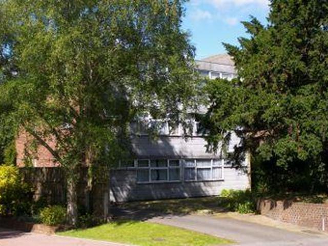 House for rent in Weybridge, Elmbridge