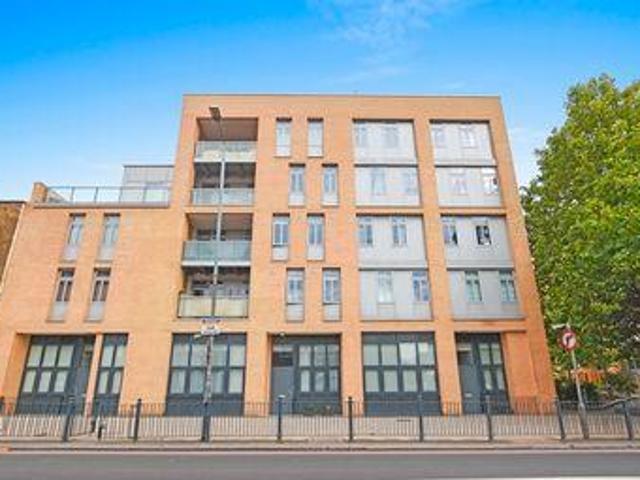 House for rent in Lyons, Greater London
