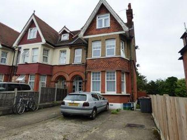 House for rent in Surrey