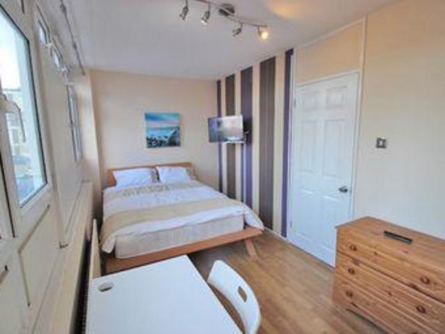 House for rent in Lyons, Greater London