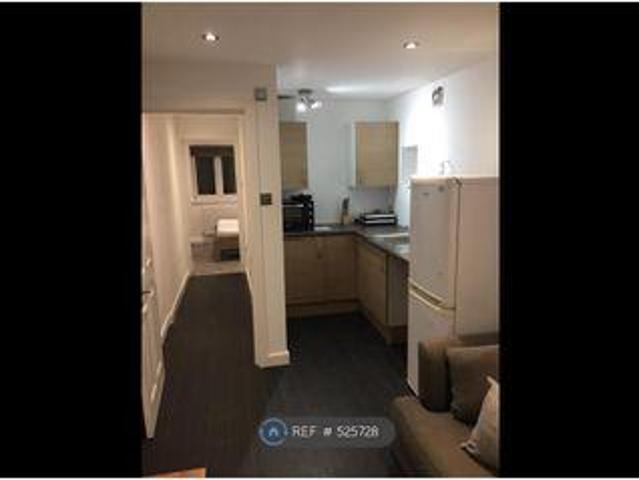 House for rent in Staines, Surrey