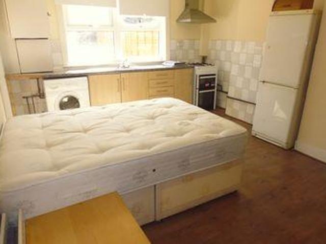 House for rent in Lyons, Greater London