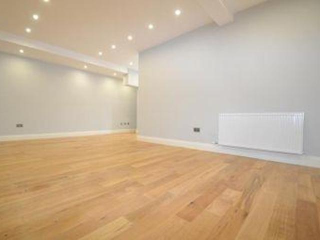 House for rent in Horley, Reigate and Banstead