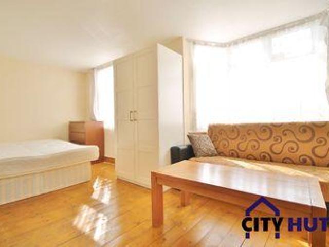 House for rent in Lyons, Greater London