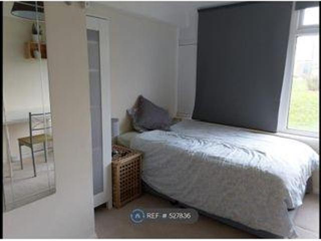 House for rent in Pouchen End, Hertfordshire
