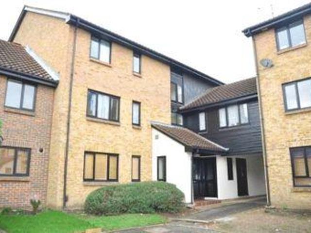 House for sale in London Borough of Hounslow, Feltham