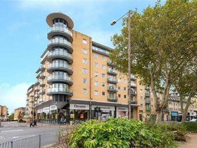 House for sale in London Borough of Hounslow, Feltham