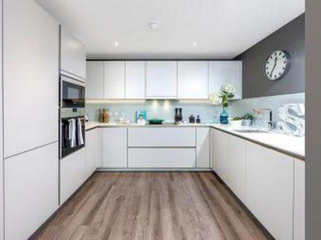 House for sale in Batchworth, Hertfordshire