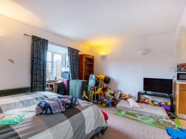 House for sale in London Borough of Croydon, Thornton Heath