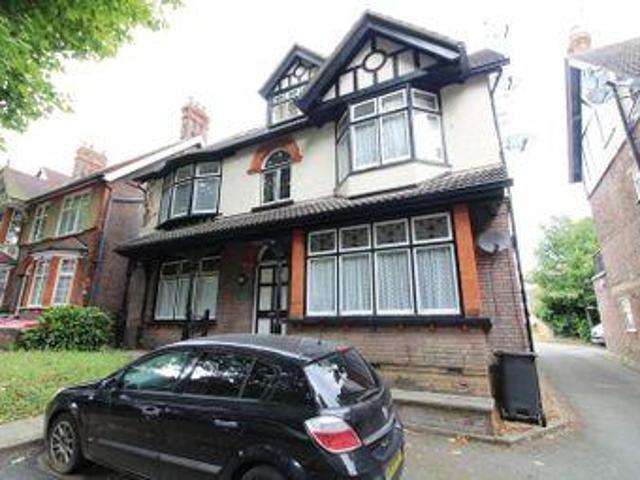 House for sale in Luton