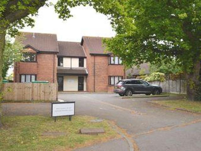 House for sale in Uxbridge, Greater London