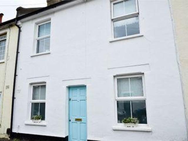 House for rent in Surrey, England