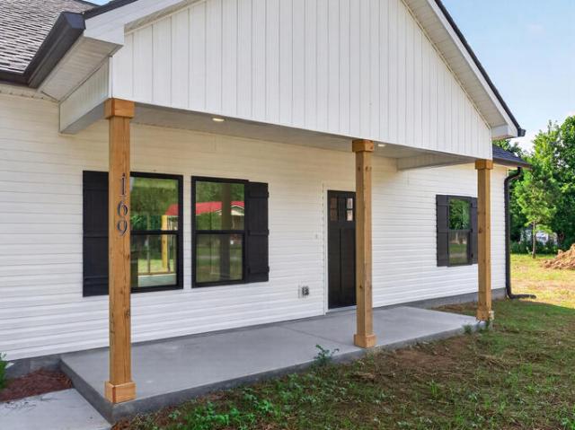 House for sale in Bethel, Smithville
