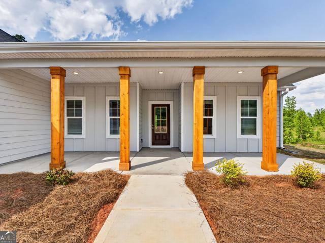 House for sale in Williamson, Georgia