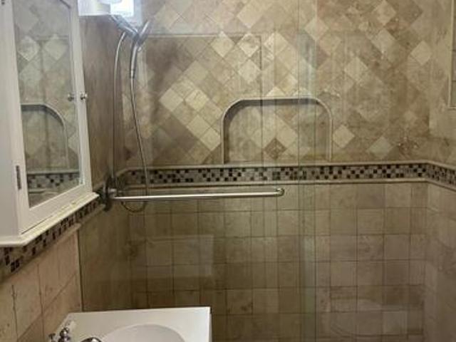 Apartment for rent in Santa Fe Springs, California