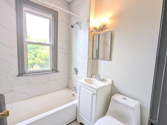 Apartment for rent in Charter Oak Place Historic District, Hartford