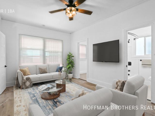 Apartment for rent in Canoga Park, California