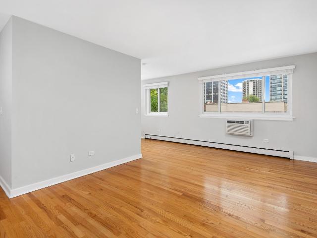 Apartment for rent in Chicago Park, Illinois
