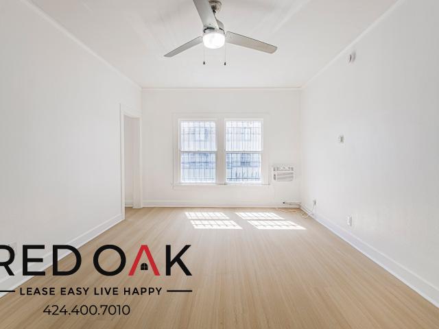 Apartment for rent in Canoga Park, California