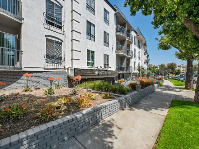 Apartment for rent in Sherman Oaks Neighborhood Council District, Canoga Park