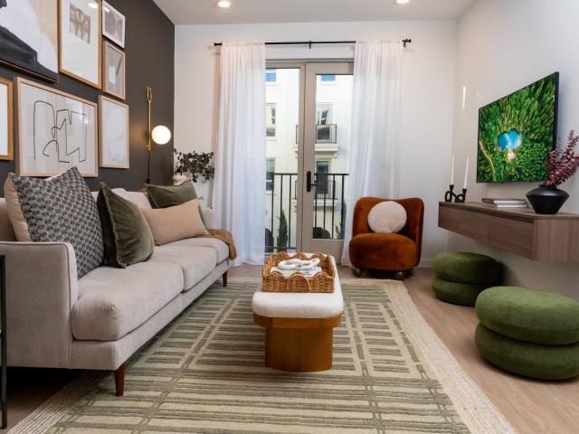 Apartment for rent in Montclair, California