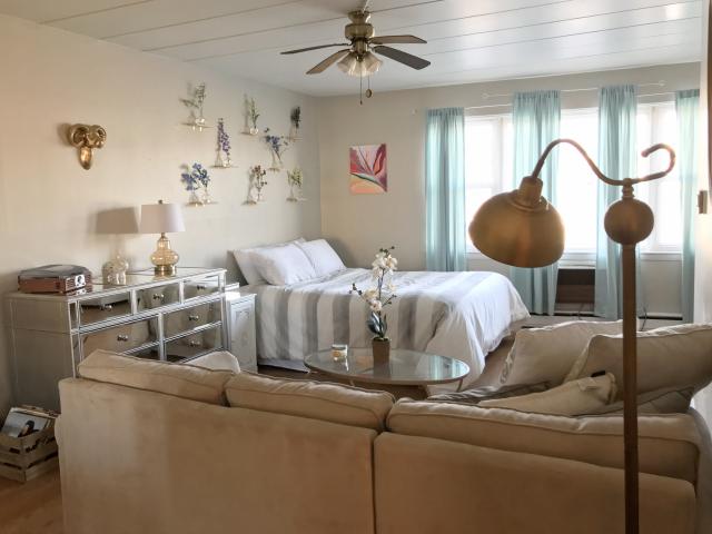 Apartment for rent in Berwyn
