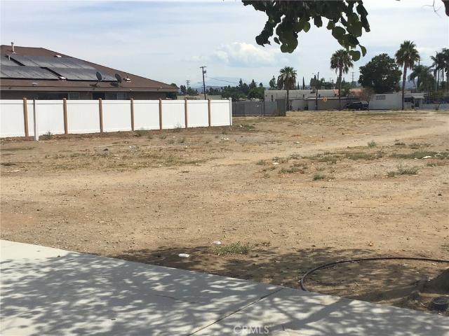 Land for sale in La Sierra Acres, Riverside
