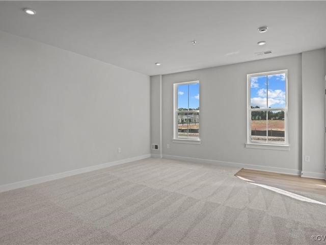 Condo for sale in Chester