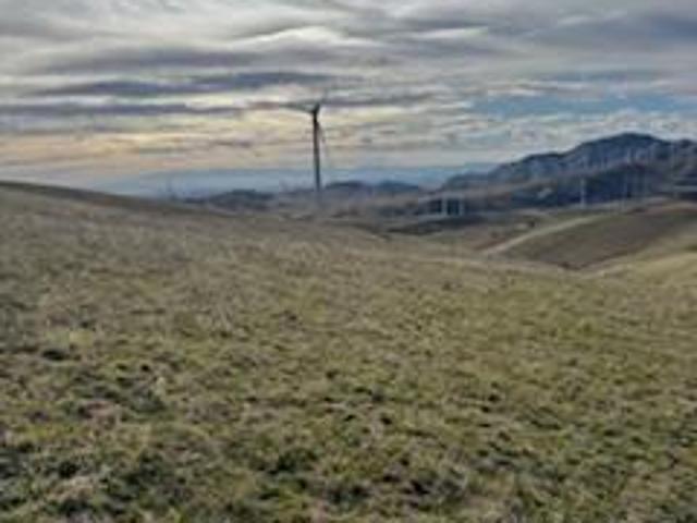 Farm for sale in Tehachapi, California