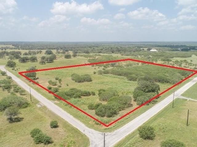 Land for sale in Luling, Texas