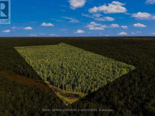 Land for sale in Renfrew, Ontario