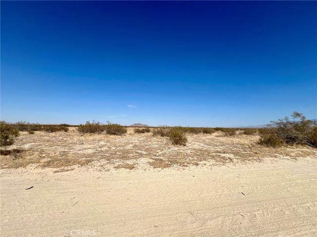 Land for sale in Palmdale, California