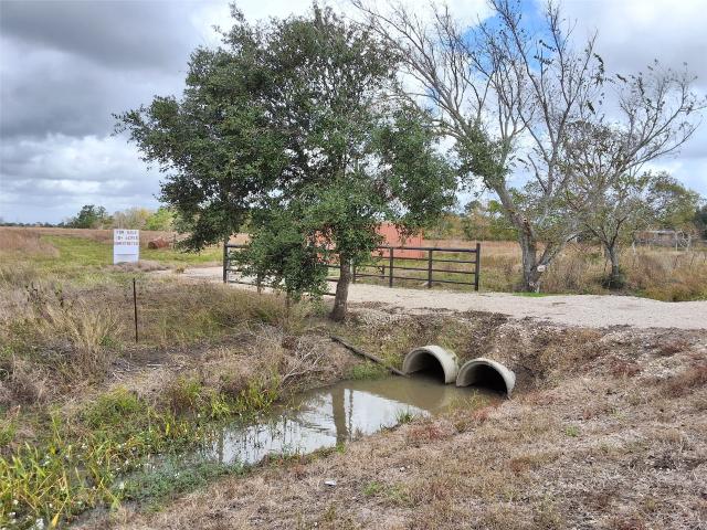 Land for sale in Angleton, Texas