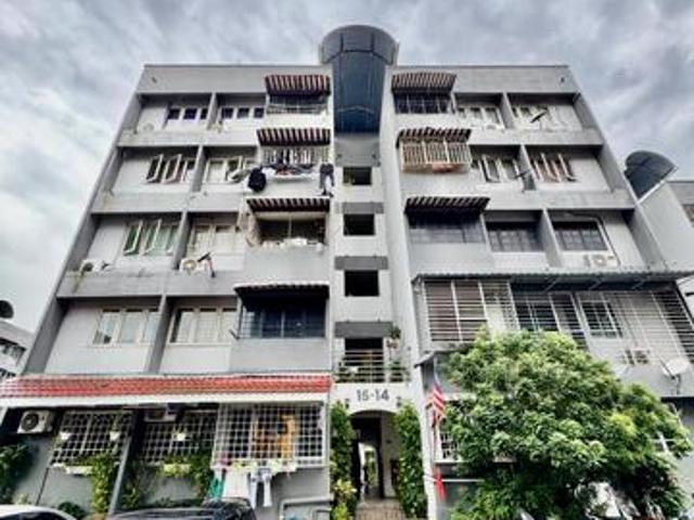 Apartment for sale in Desa Pandan