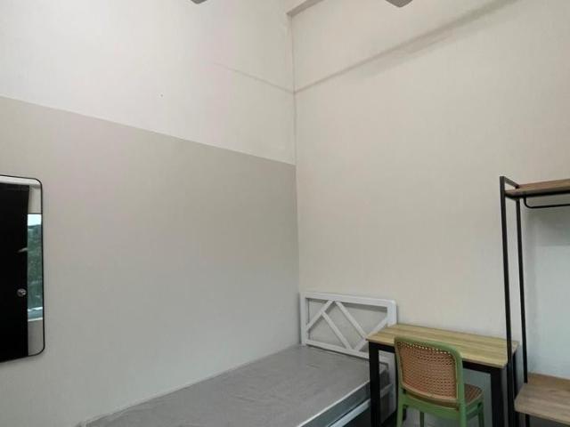 Room for rent in Petaling, Alam Impian