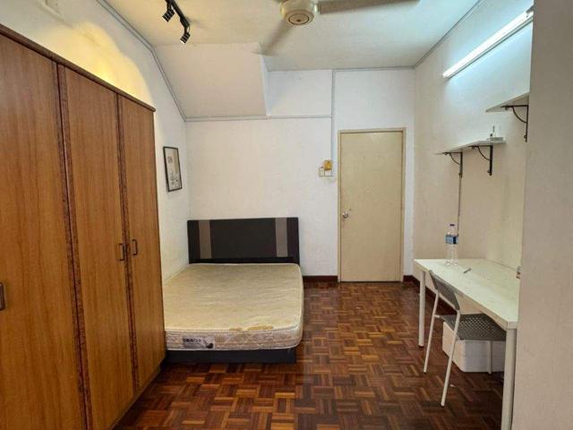 Room for rent in Petaling, Damansara Damai