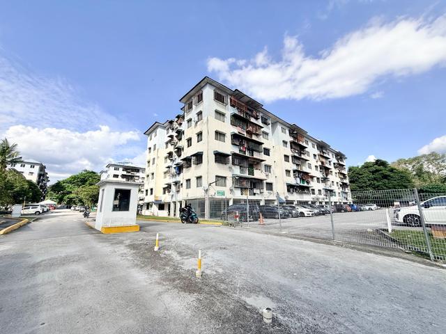 Flat for sale in Kajang, Langat