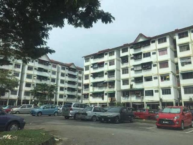 Flat for sale in Petaling, Damansara Damai