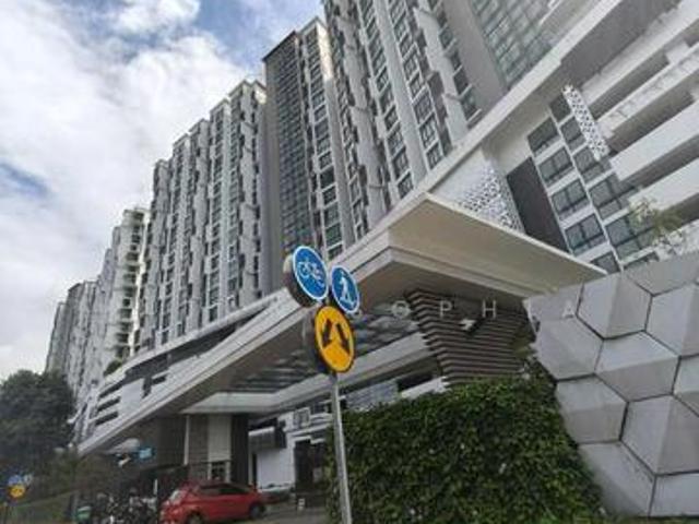Serviced Residence for sale in Petaling, Damansara Damai
