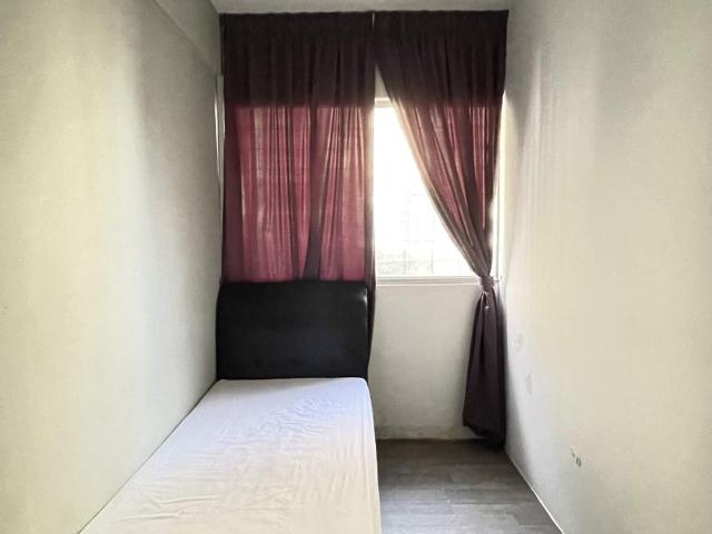 Room for rent in Country Heights Damansara, Kuala Lumpur