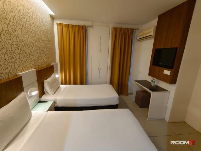 Room for rent in Petaling, Damansara Damai