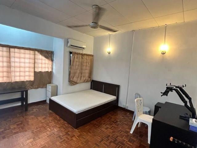 Room for rent in Petaling, Damansara Damai