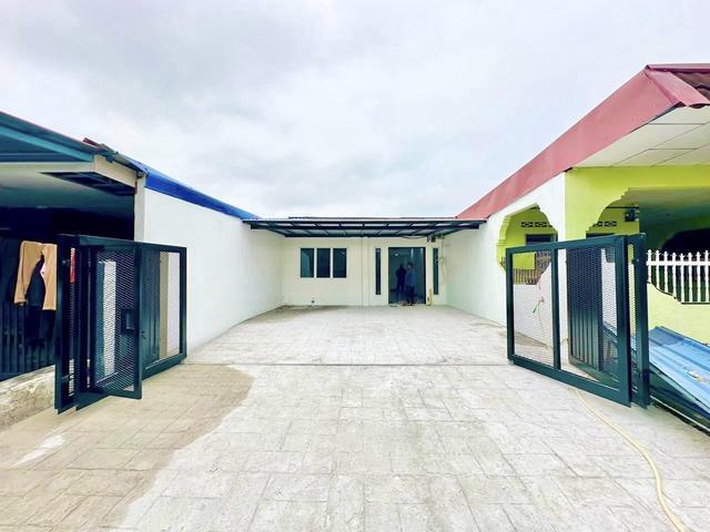 Terraced House for sale in Jenjarom, Kuala Langat